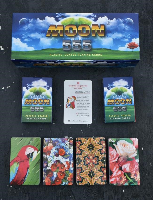 Moon 555 brand playing cards